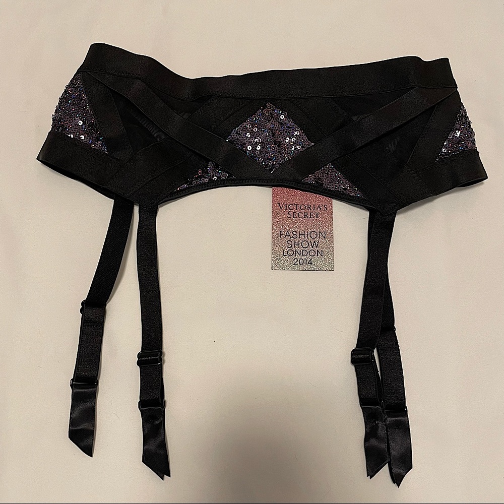 NWT Victoria’s Secret Sequin Garter Belt 2014 Fashion Show Size XS/S